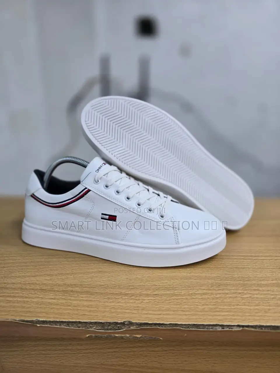 Tommy Hilfiger