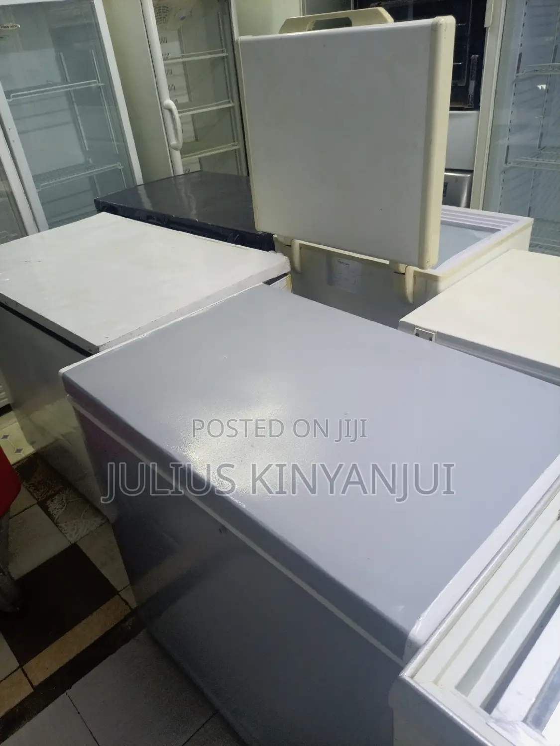 250L Chest Freezer