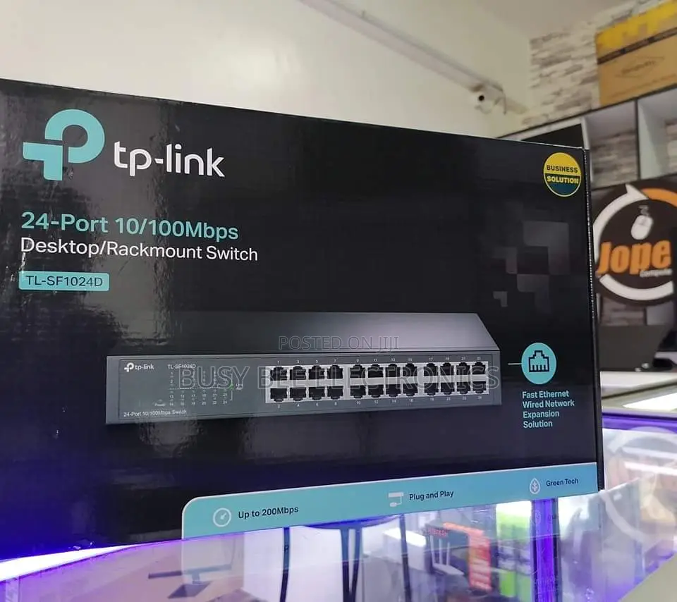 24 Port 10/100 MBPS Desktop Rack Mount Switch