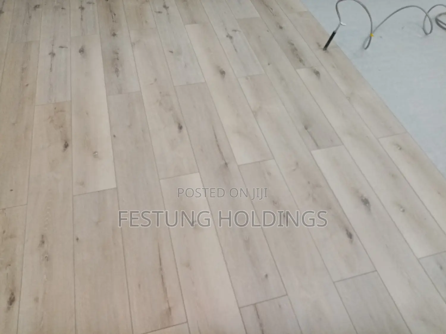 SPC Floors Fitting