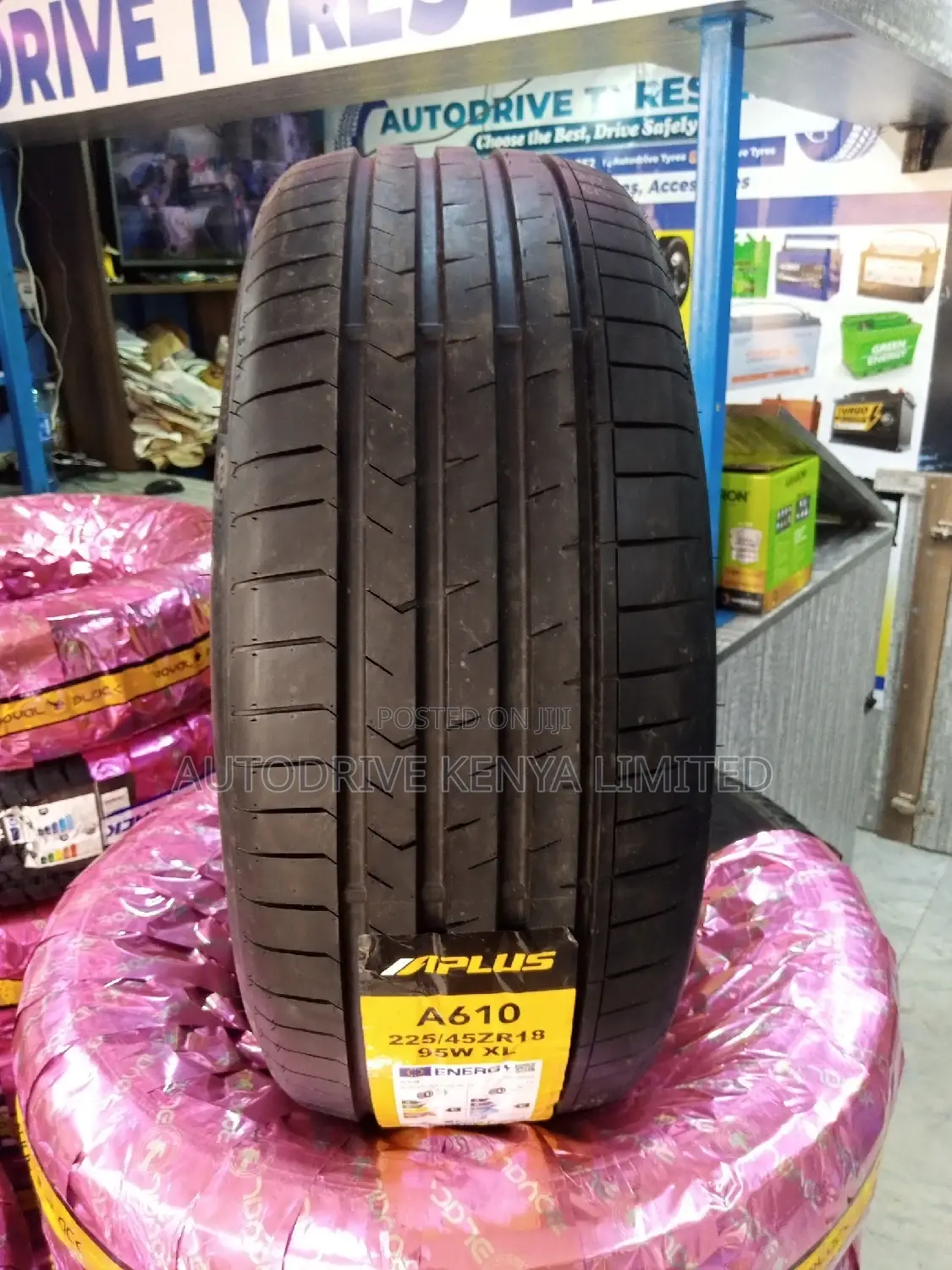 225/45r18 Aplus Tyre