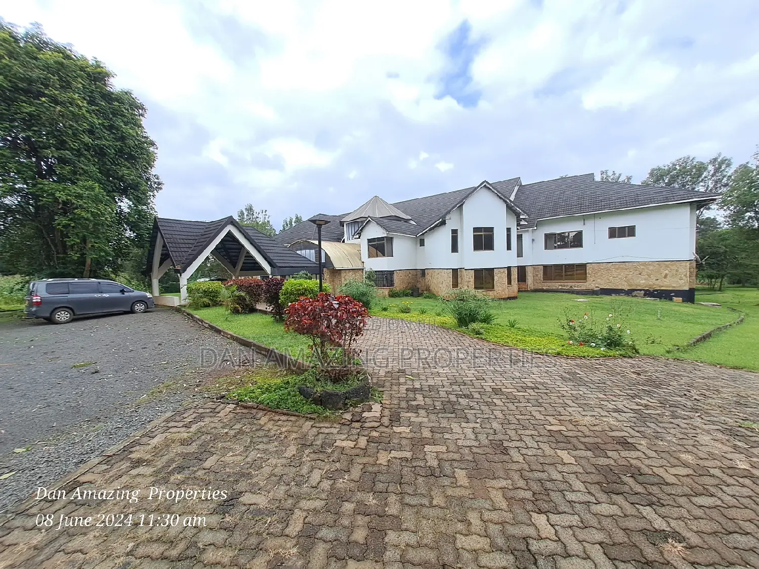10bdrm Mansion in Karen for sale