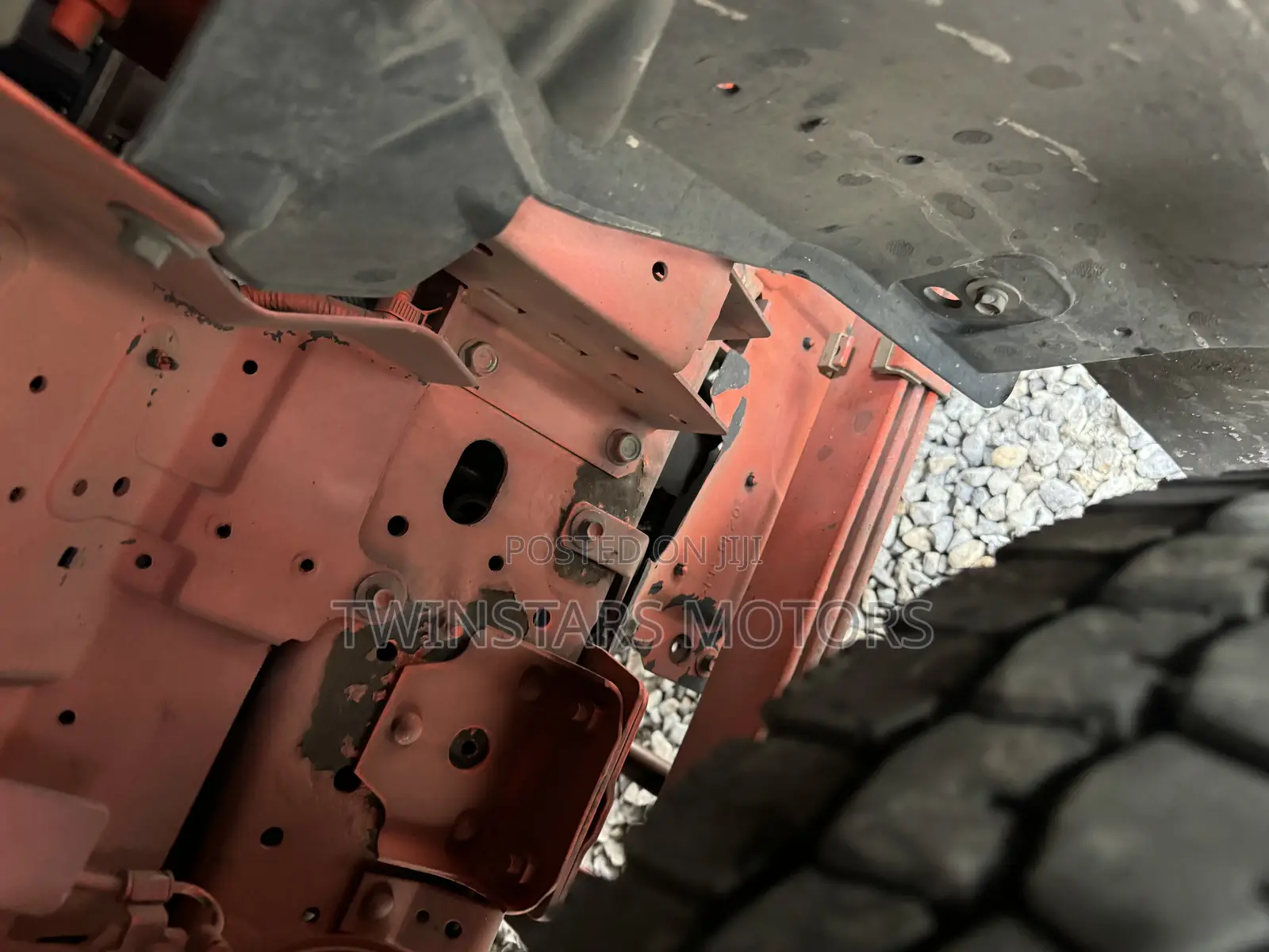 Isuzu NQR Front and Rear Leaf Springs