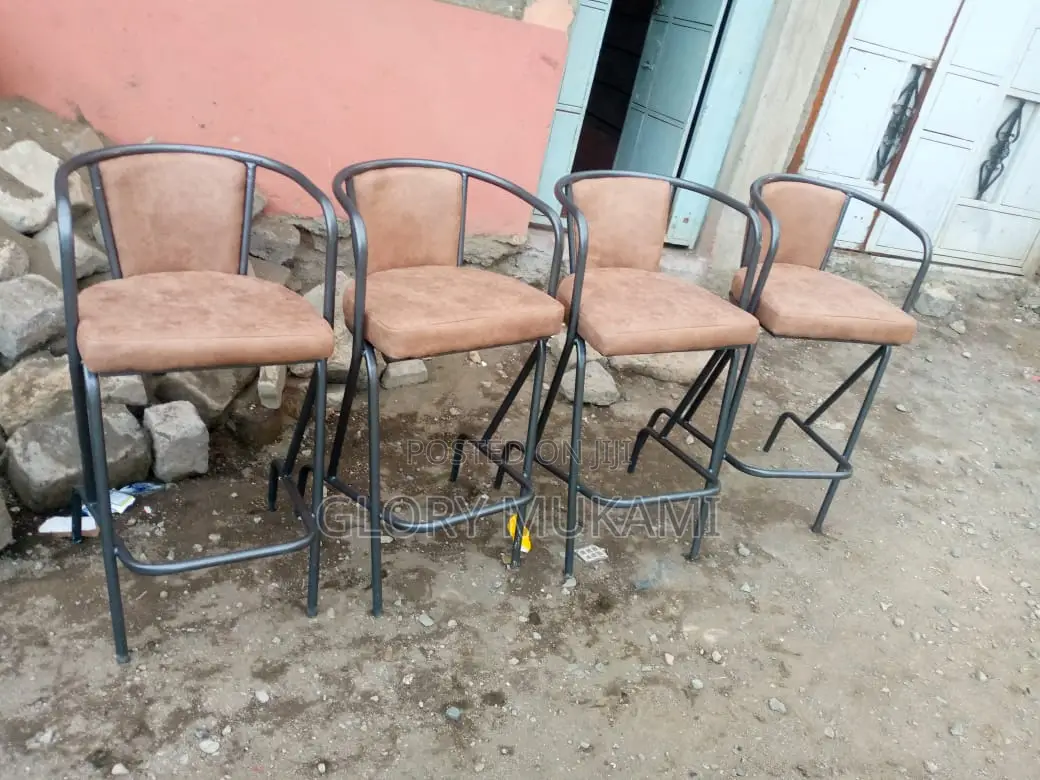 Qaulity Bar N Restaraunt Chairs