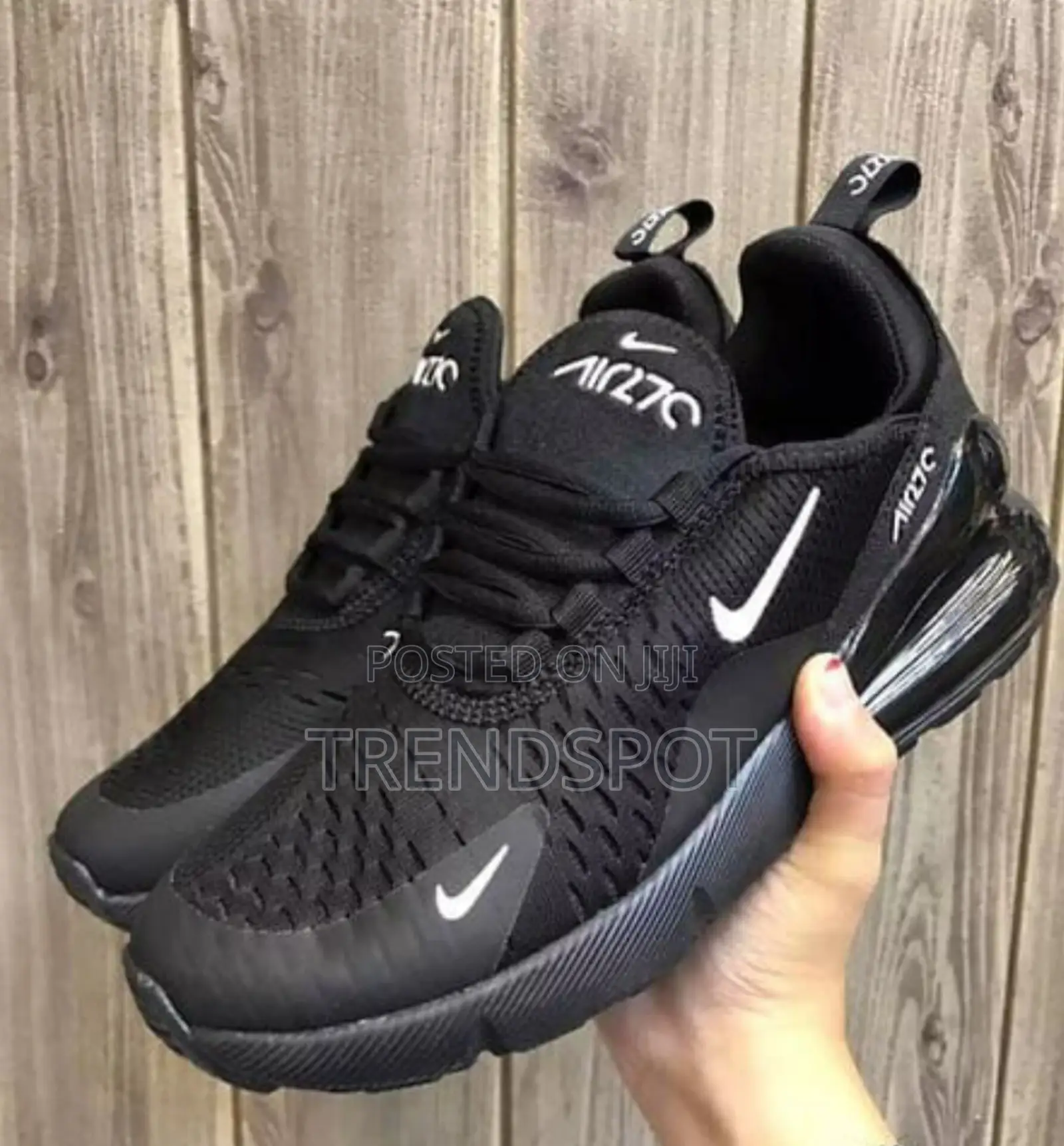 Nike Air Force 270