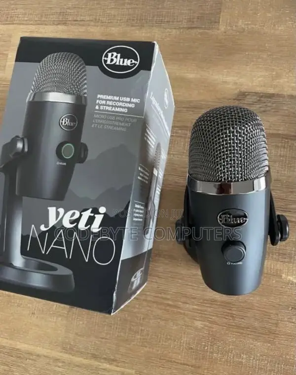 *Logitech Blue Yeti NANO