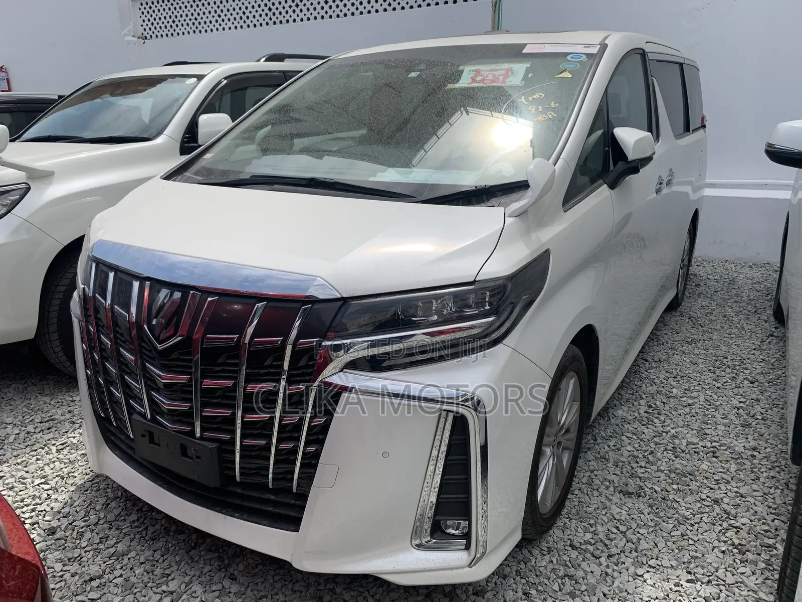 Toyota Alphard 2018 White
