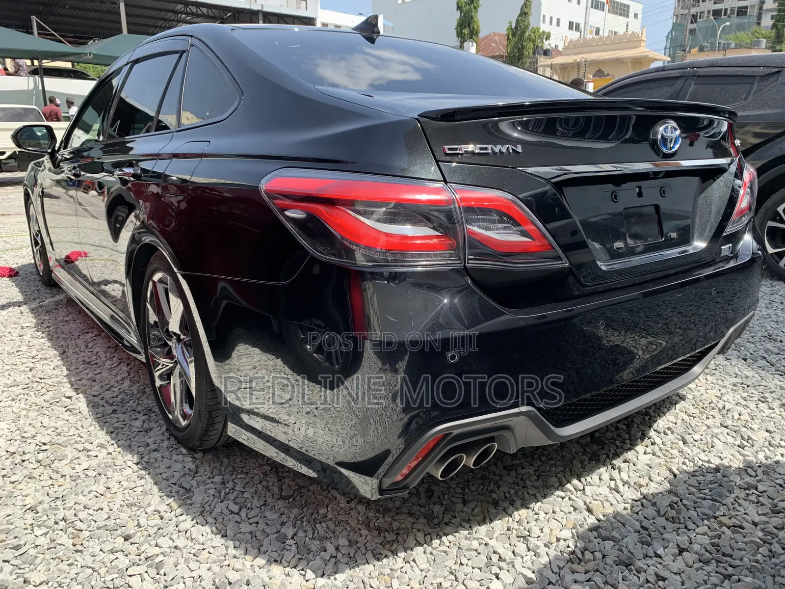 Toyota Crown 2018 Black