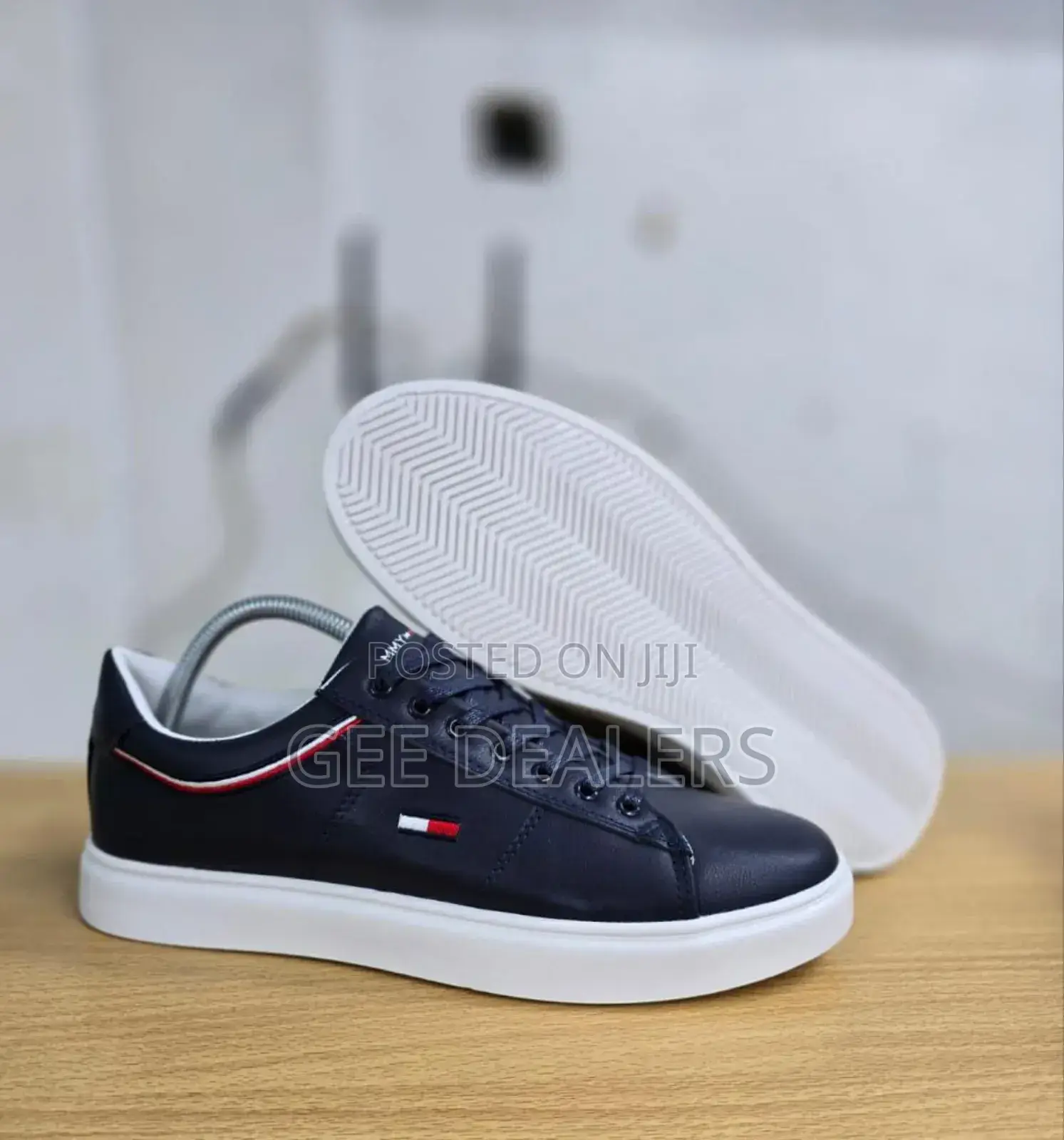 Tommy Hilfiger Casual Shoes >Men Casual Shoes