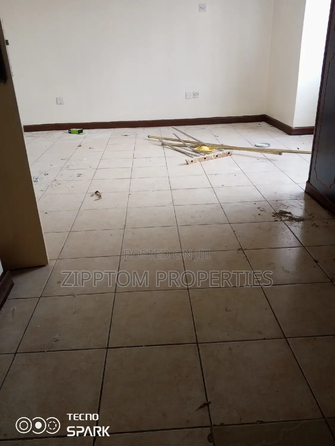 4bdrm Maisonette in South B for rent
