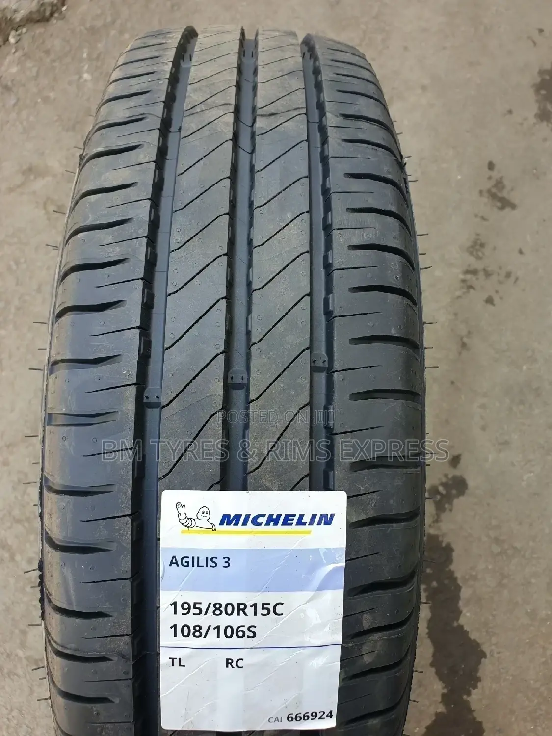 195 R15 Michillin Tyres (Commercial)