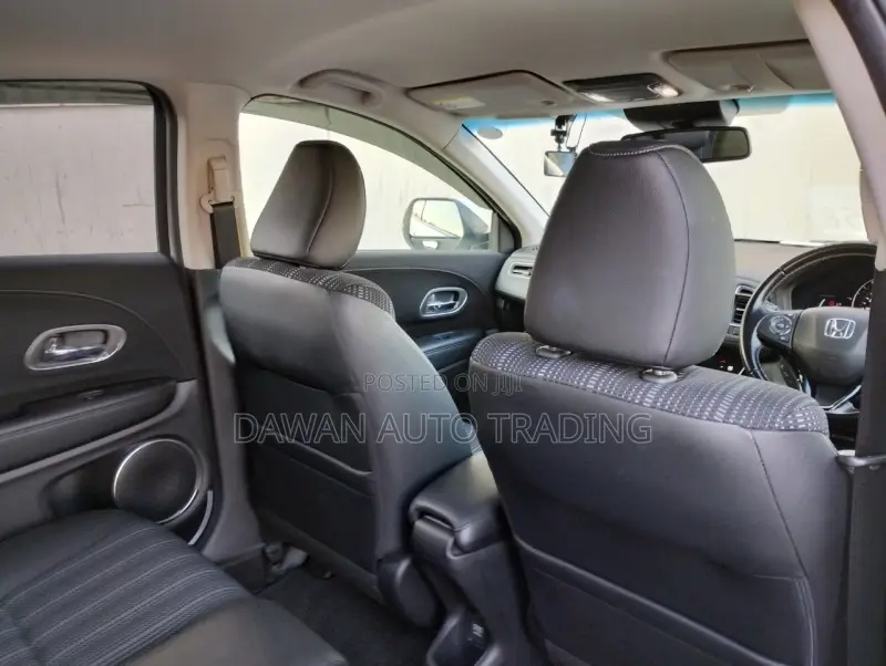 Honda Vezel 2017 Pearl