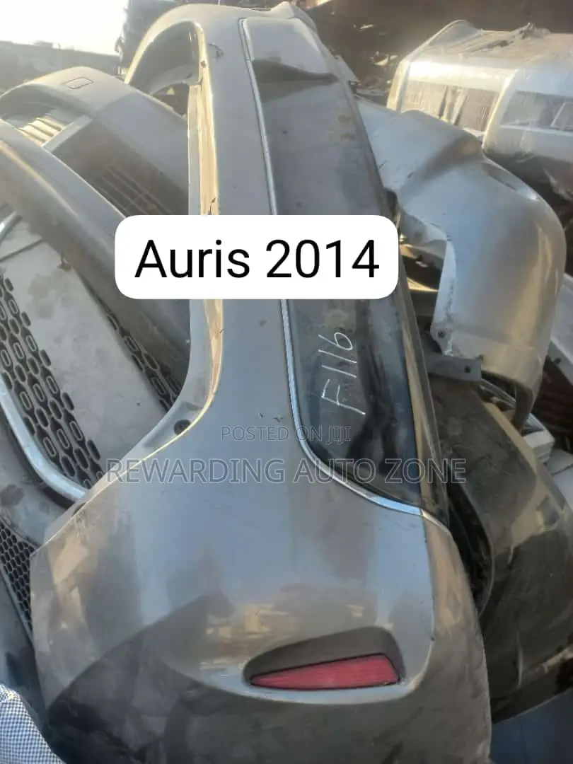 Auris 2014 Rear Bumper.