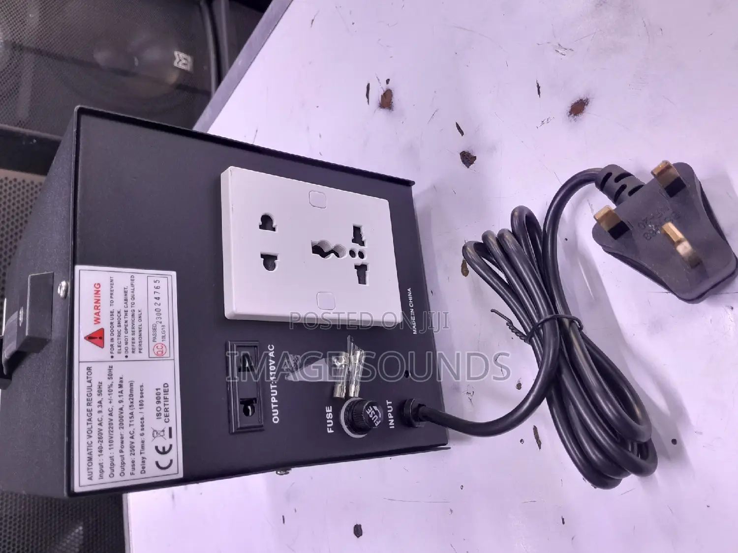 Regulator 2KA - Automatic Voltage Regulator 2000va