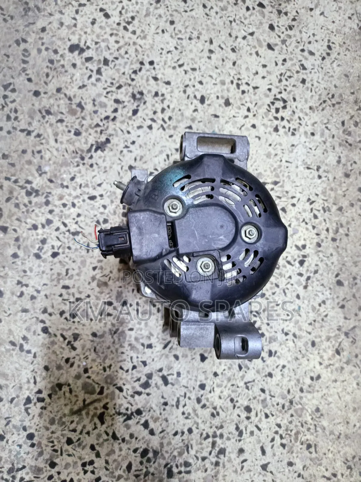 Toyota 1VD Alternator for Toyota Landcruiser, V8.