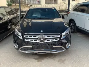 New 2017 Mercedes-Benz GLA-Class Black: Premium Black SUV