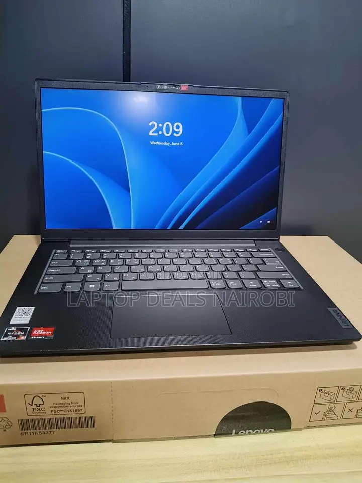 Laptop Lenovo Ideapad V14 IGL 8GB AMD Ryzen 5 SSD 256GB
