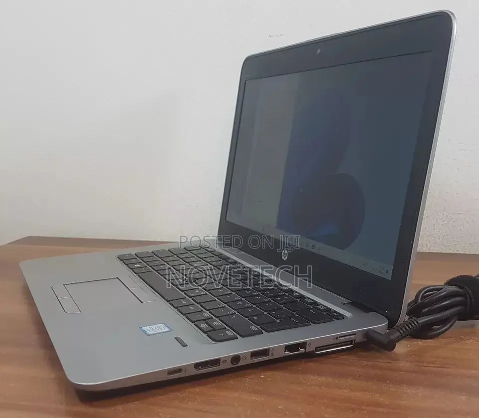 Laptop HP EliteBook 820 G3 16GB Intel Core I7 HDD+SSD 256GB