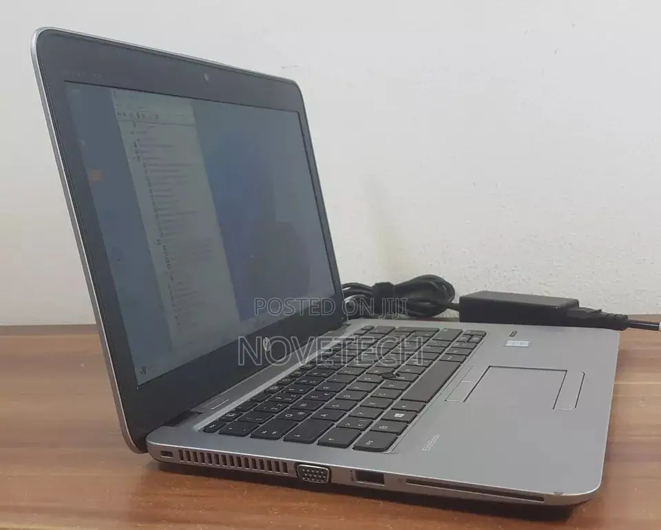 Laptop HP EliteBook 820 G3 16GB Intel Core I7 HDD+SSD 256GB