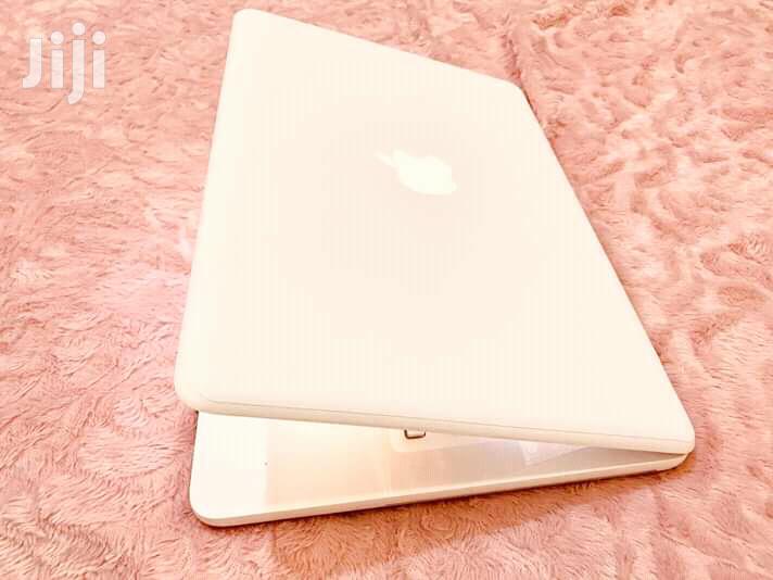 Laptop Apple MacBook 4GB Intel Core 2 Duo HDD 500GB