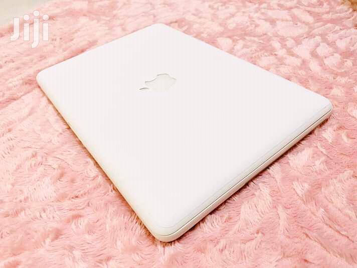 Laptop Apple MacBook 4GB Intel Core 2 Duo HDD 500GB