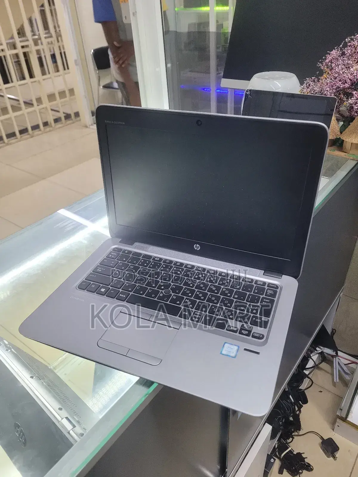 New Laptop HP EliteBook 820 G3 8GB Intel Core I5 HDD+SSD 500GB