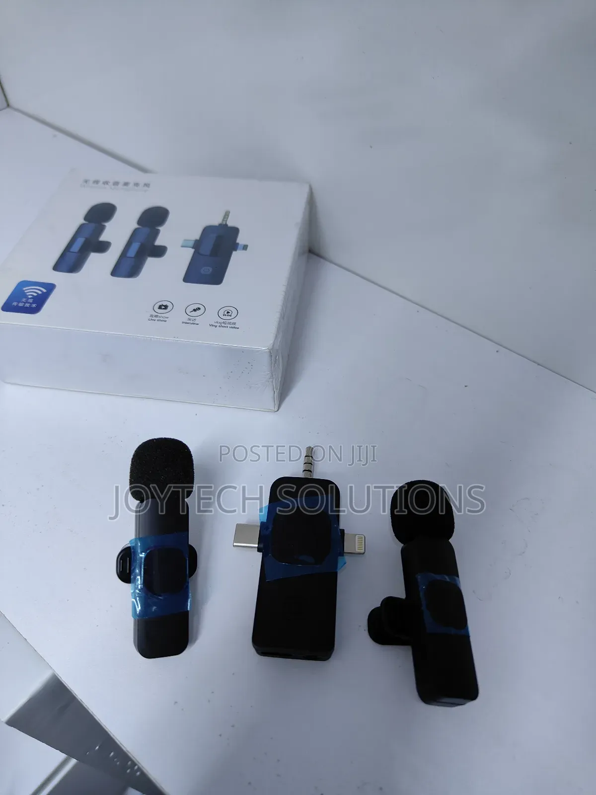 3 in 1 Dual Wireless Lapel/ Lavalier Phone Microphone