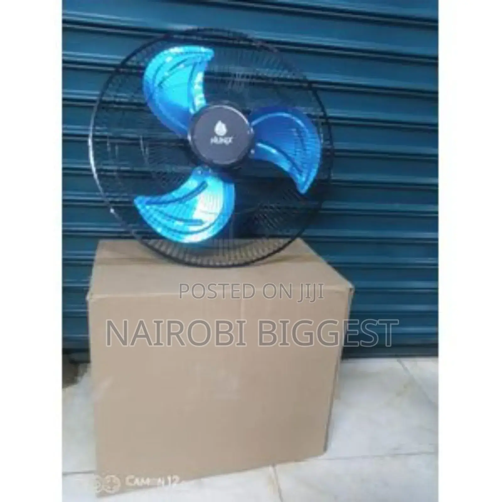 Nunix 18" Wall Fan With Mettalic Blades