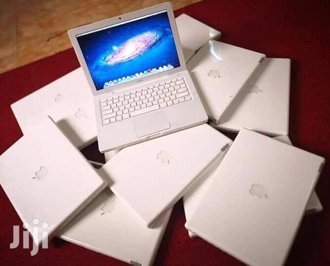 Laptop Apple MacBook 4GB Intel Core 2 Duo HDD 500GB