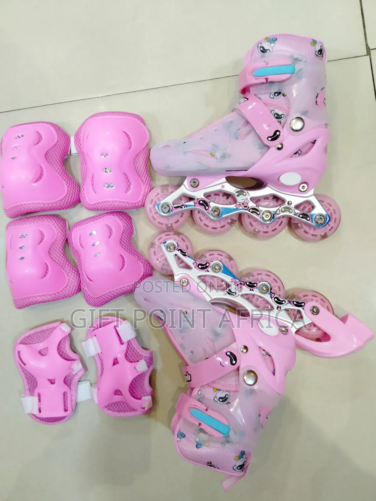 Pink Rubber Wheels Roller Skates for Kids