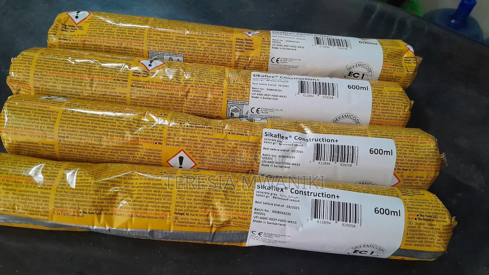 Sikaflex Construction + 600ml