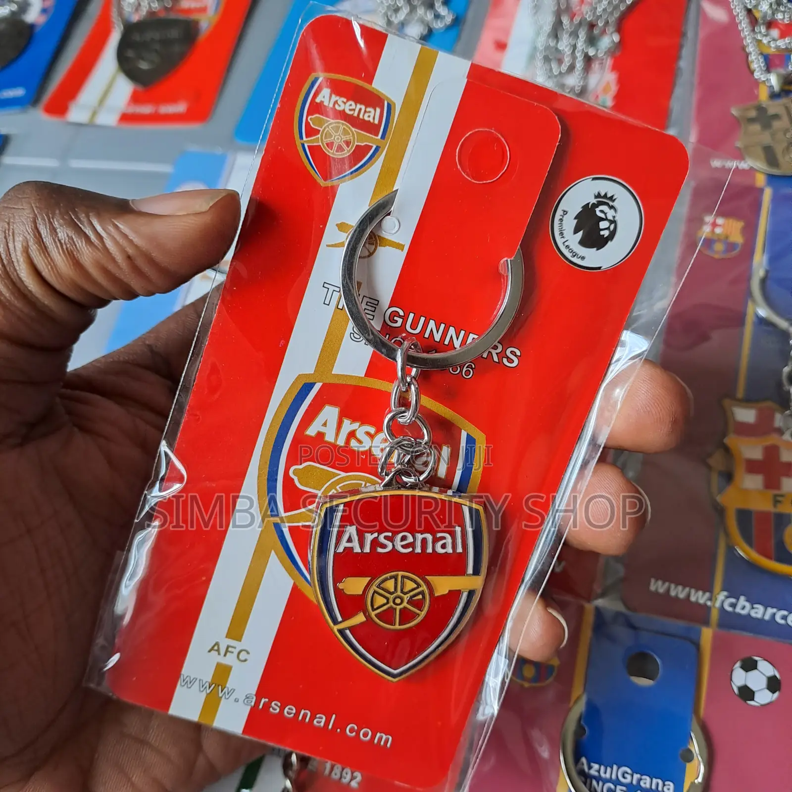 Arsenal Logo Fan Football Soccer Keychain Keyholder Metal