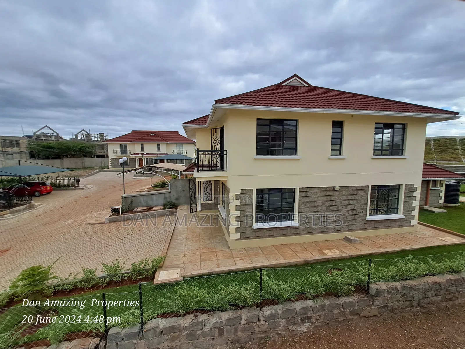 3bdrm Maisonette in Lukenya Plain/Dsq, DayStar Area for sale