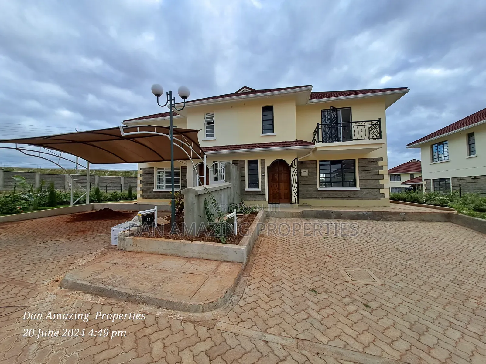 3bdrm Maisonette in Lukenya Plain/Dsq, DayStar Area for sale