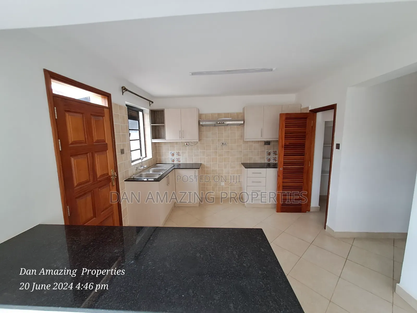 4bdrm Maisonette in Lukenya Plain/Dsq, DayStar Area for sale