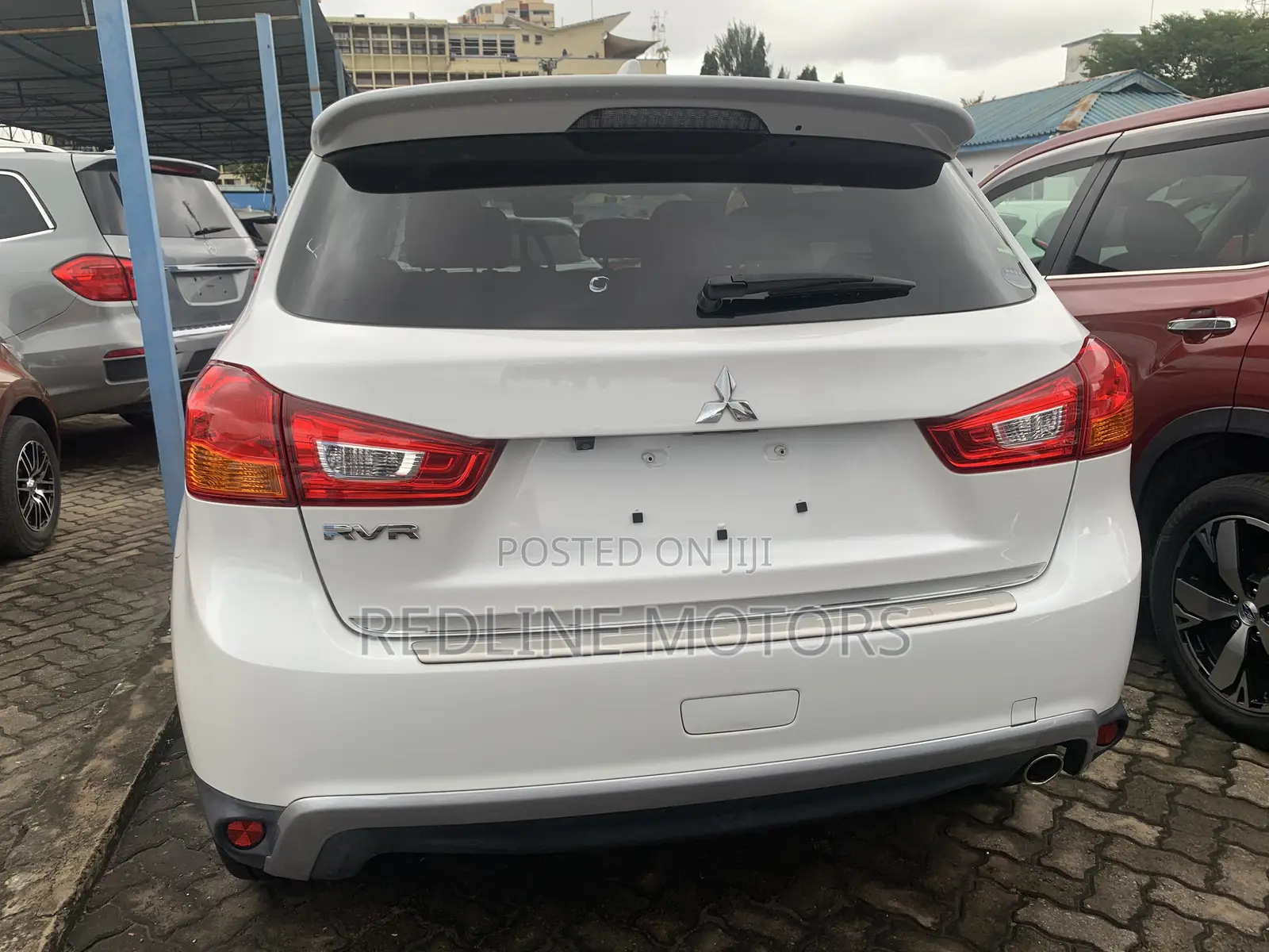 Mitsubishi RVR 2017 Off white