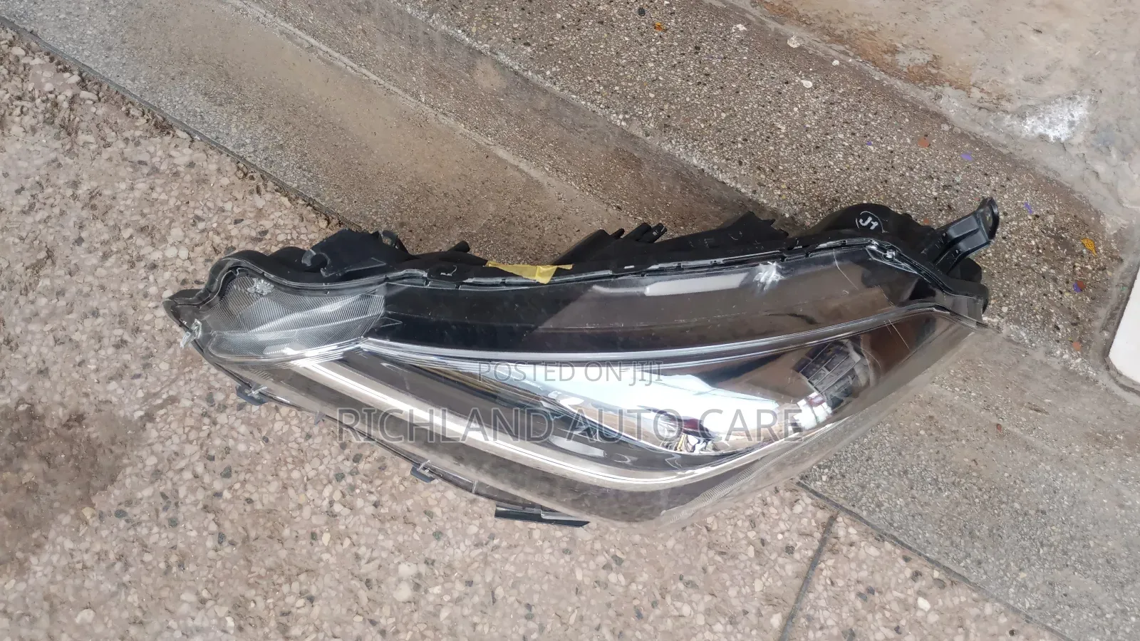 Headlight Vitz 2015 Xenon 52-270