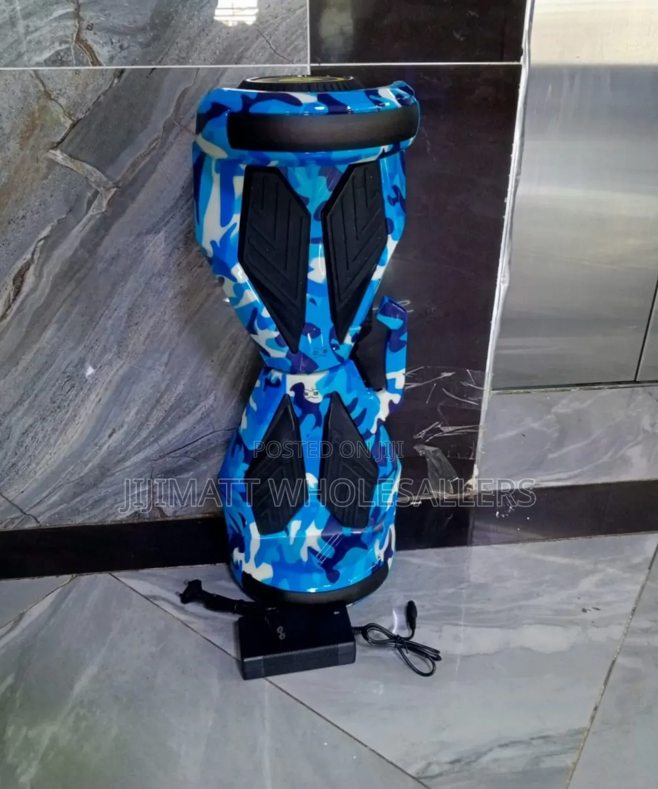 Hoverboard With Bluetooth,Lights and Charger