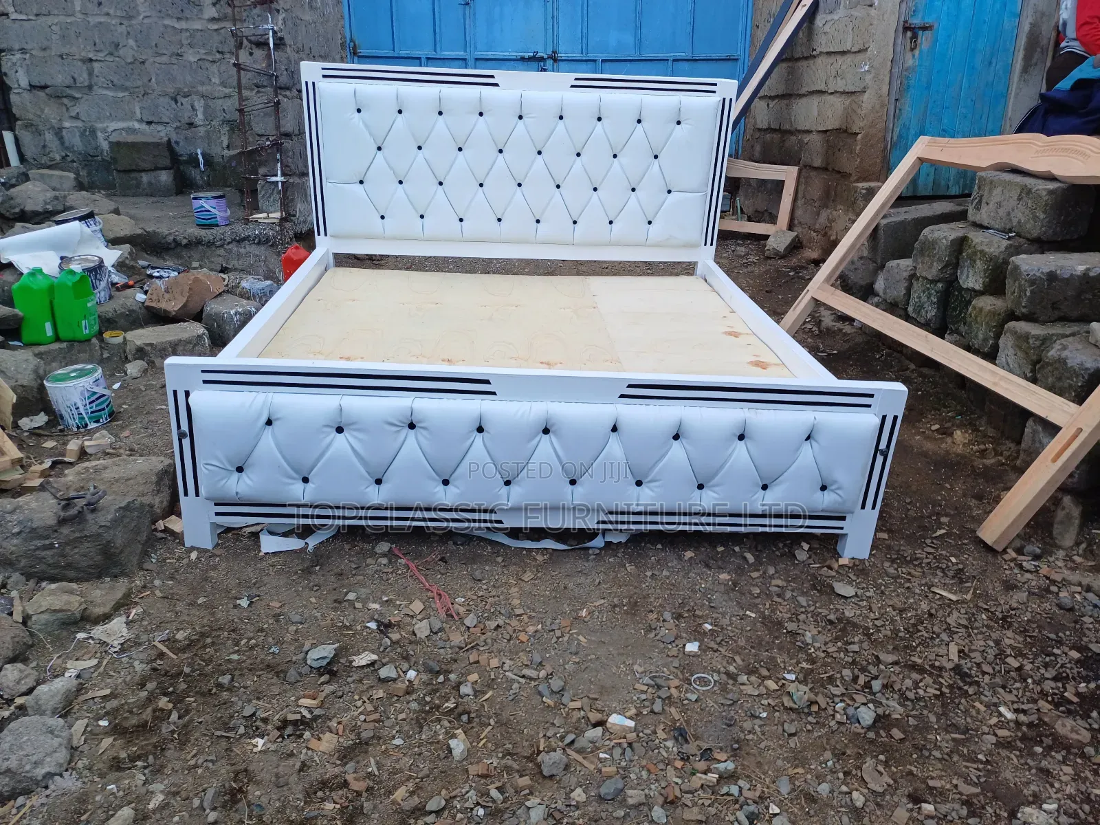 Mocket Beds 6x6 Hardwood
