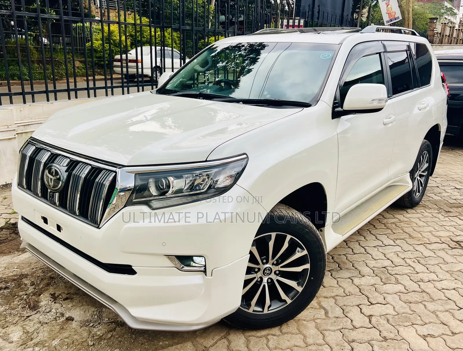 Toyota Land Cruiser Prado 2.7 2020 White