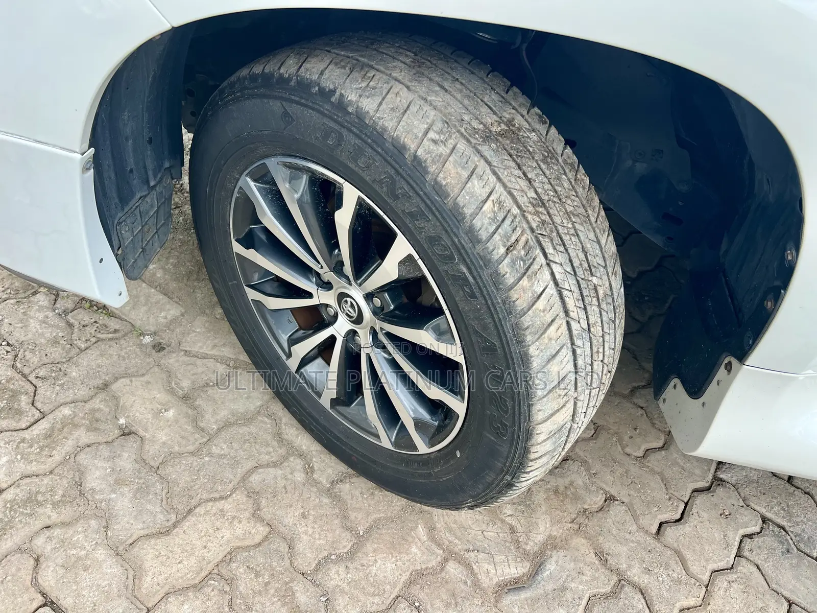 Toyota Land Cruiser Prado 2.7 2020 White