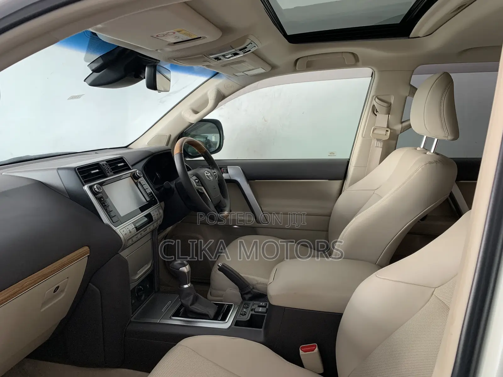 Toyota Land Cruiser Prado 2.7 2017 Off white