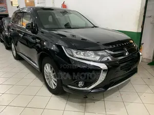 Mitsubishi Outlander 2.0 PHEV AWD 2017 Purple