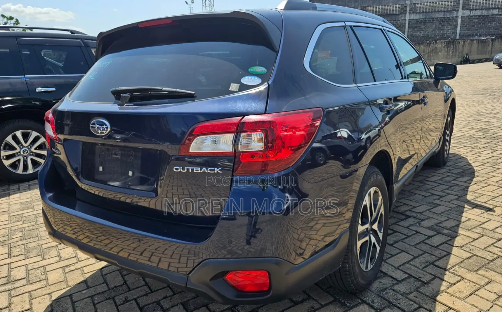 Subaru Outback 2018 Blue
