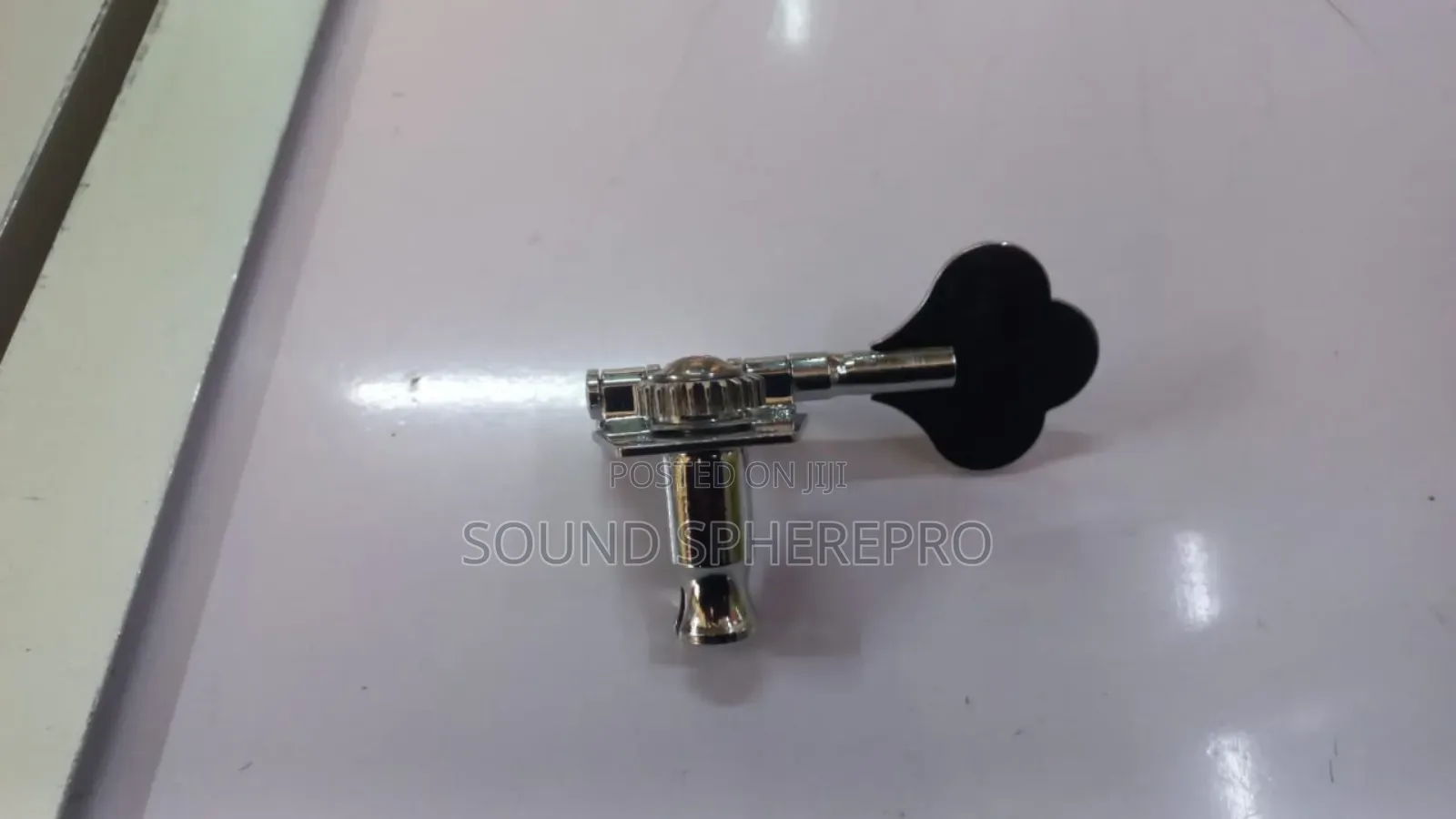 Fender Bass Guitar Tuning Pegs
