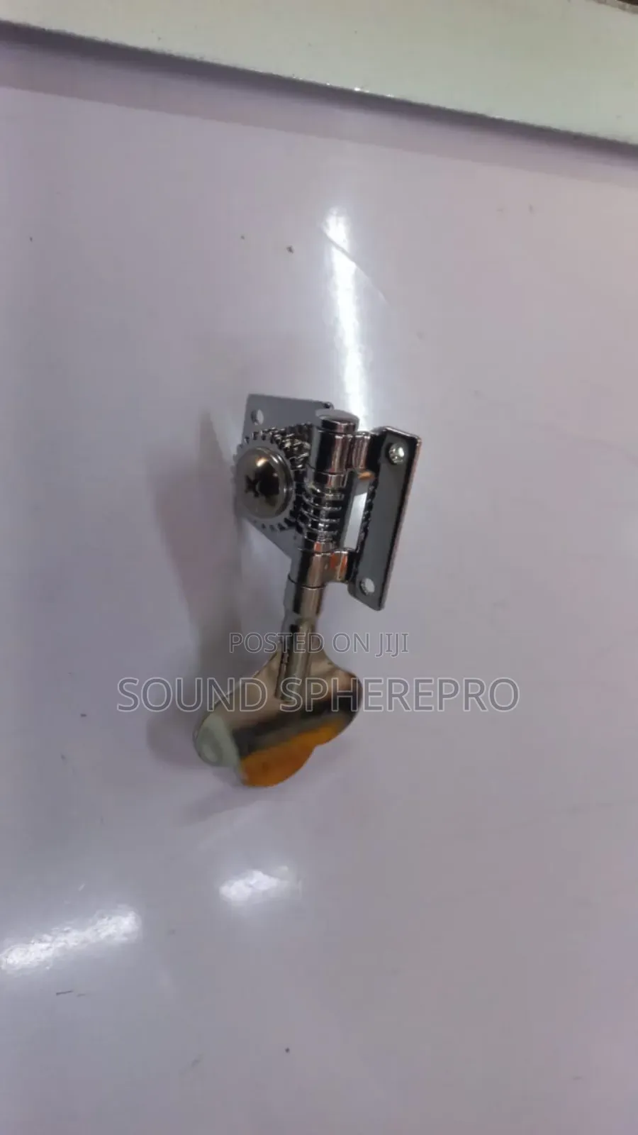Fender Bass Guitar Tuning Pegs