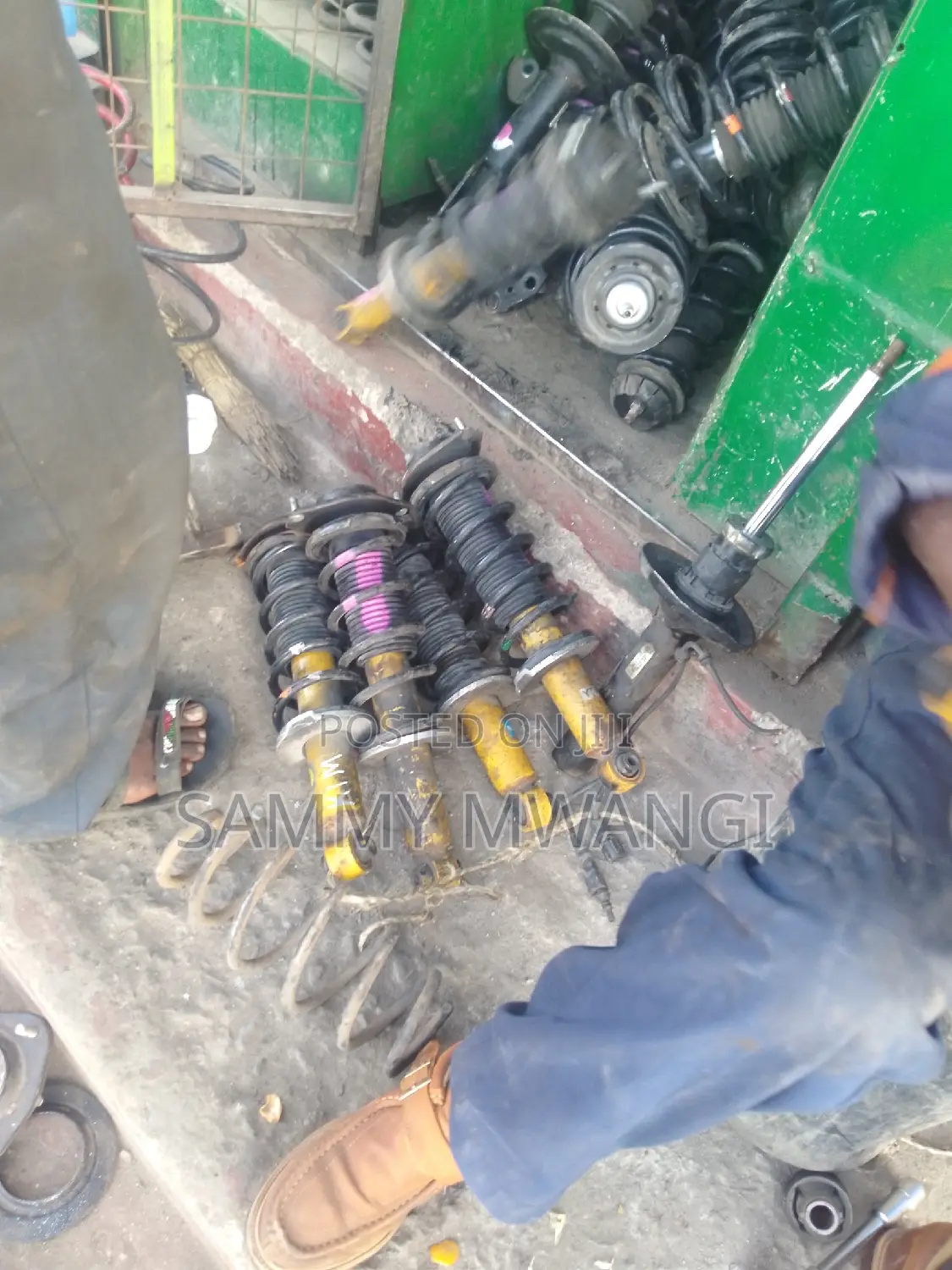 Subaru Outback Bp9 Bp5 Blistain Yellow Shock 