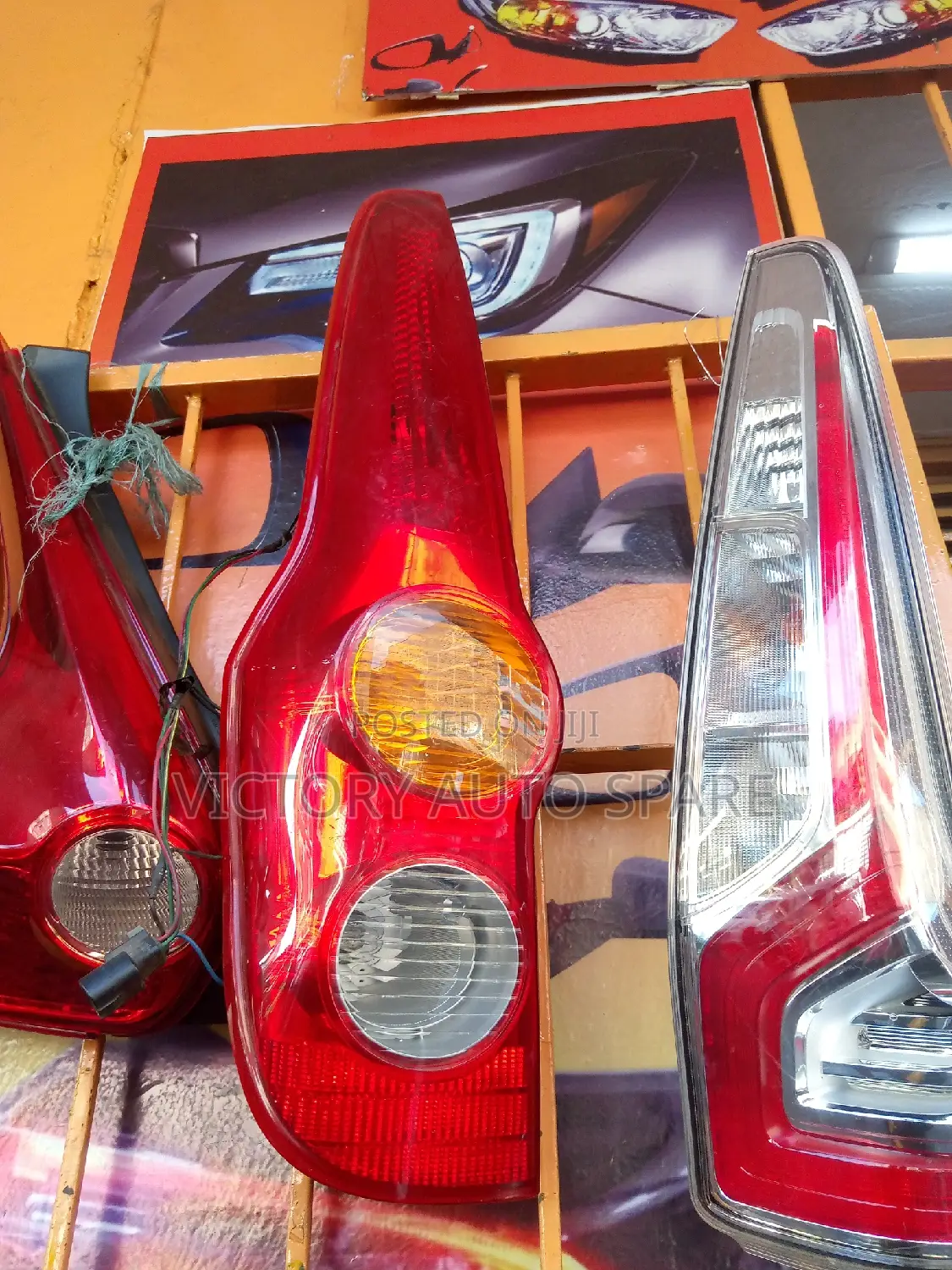 Daihatsu Mira Taillight 2011/2012