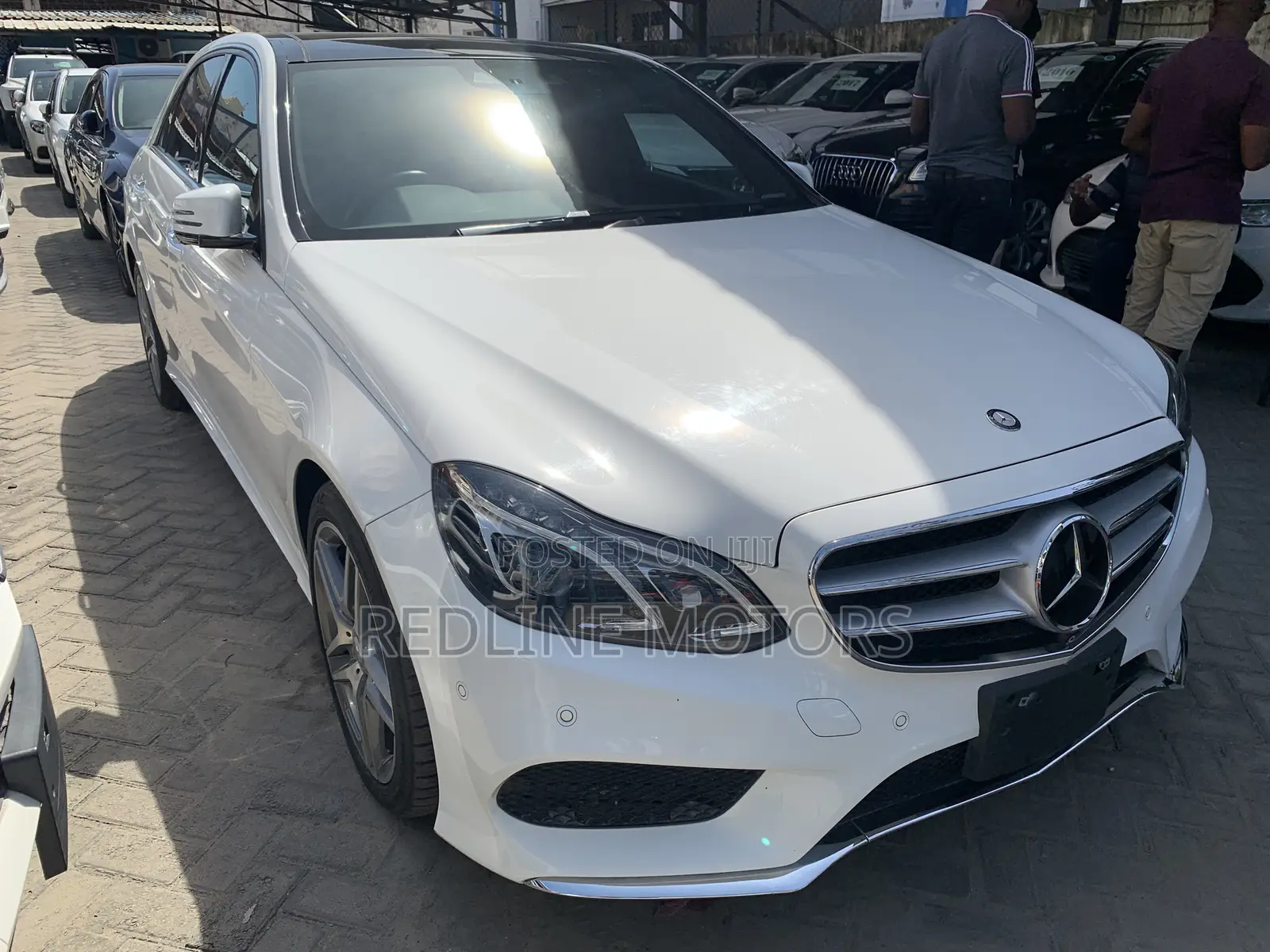 Mercedes-Benz E250 2016 Off white