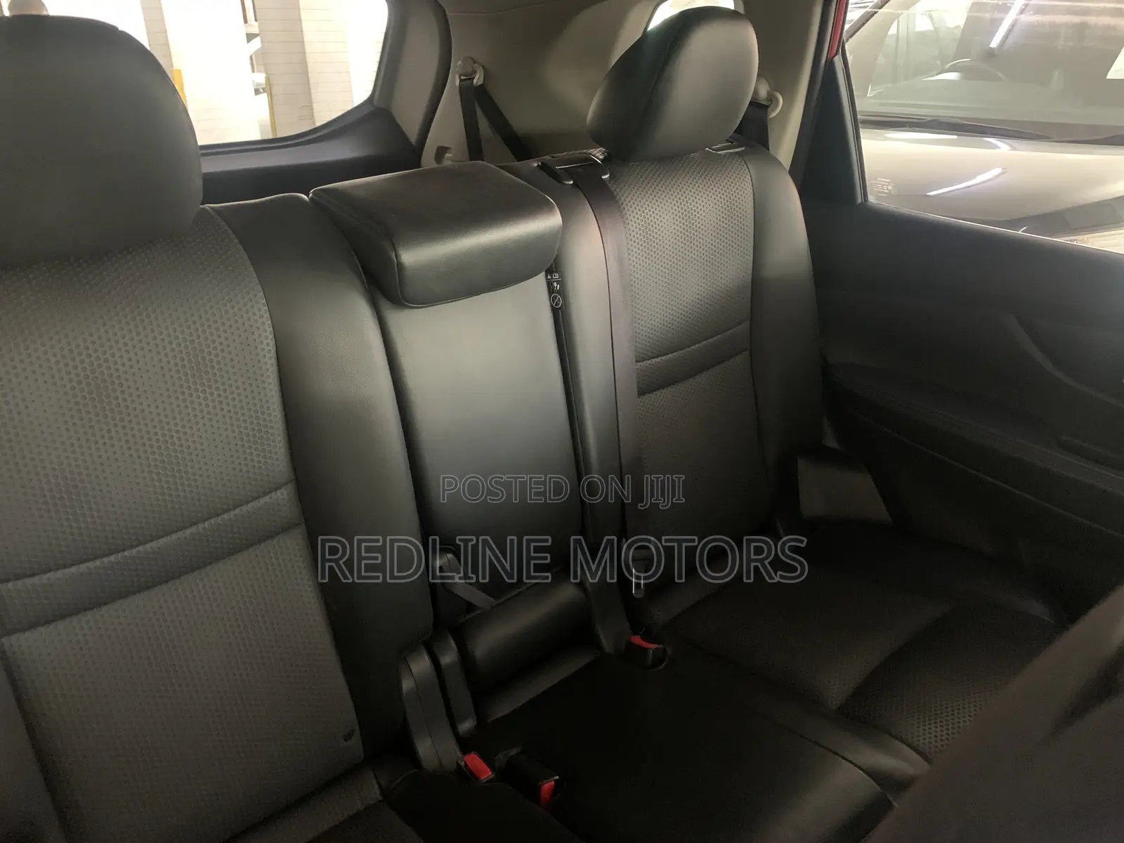 Nissan X-Trail 2.0 Petrol FWD 2016 Red